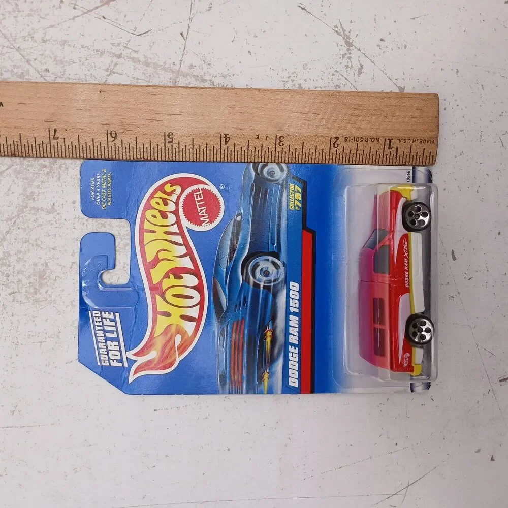 Hot Wheels 1998 Red Dodge Ram 1500 #797 Mattel 5 Hole Rims Collectible Toy Truck